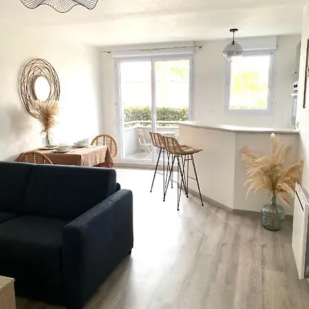 Apartamento T2 *